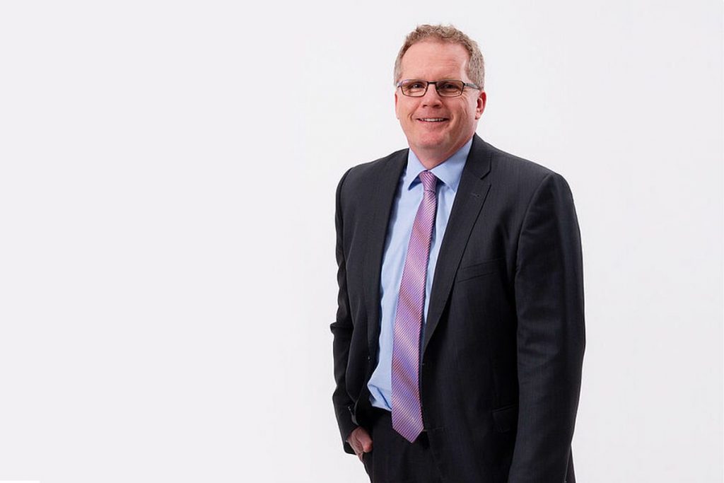 Neuer Chef im Vertrieb bei Fibro im Bereich Rundtische: Hier hat Wolfgang Weis Anfang Februar die Vertriebsleitung des Bereiches Rotomotion übernommen. Er hat etwa 25 Jahre Vertriebs- und Führungserfahrung im Bereich international agierender Hersteller von technischen Industrieprodukten. - Bild: Fibro