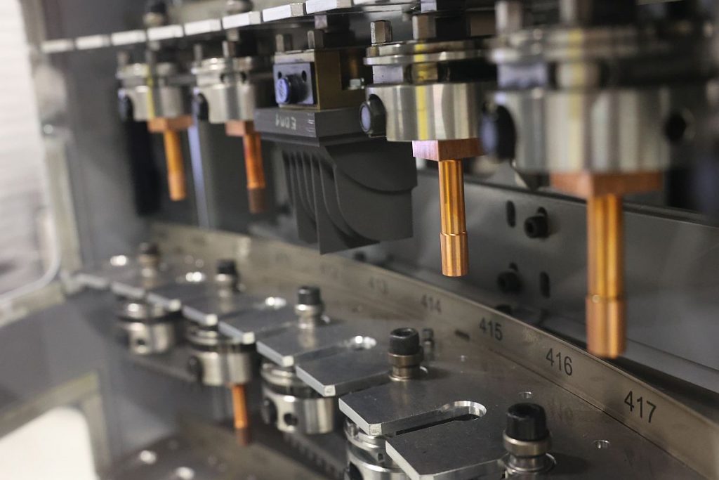 Die Erodieranlagen von OPS-Ingersoll erzielen auch in der Automatisierung sowohl mit Kupfer- als auch mit Graphitelektroden exzellente Ergebnisse. - Bild: Pergler Media