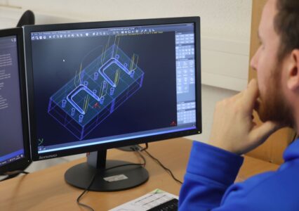 Mit der neuen Version 4.1 kommt die neue Bedienoberfläche – sie erleichtert Konstruktion und Programmierung beträchtlich. Doppeleingaben werden konsequent vermieden, und auch das Handling ist einfacher und intuitiver geworden. – Bild: Pergler Media
